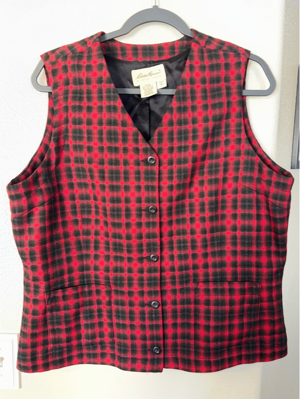 Vintage Eddie Bauer 100% Wool Plaid Vest Red Black Tartan Women’s Size XL